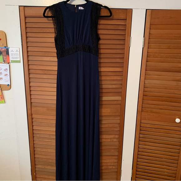 BCBGeneration Formal Gown - Picture 2 of 5